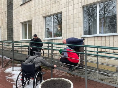 пандус, лікарня, пологовий будинок, перевірка, інвалідність, тернопіль пандус, лікарня, пологовий будинок, перевірка, інвалідність, тернопіль