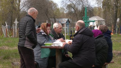 Поминальні дні на Чернігівщині: традиції та повір'я поминання у Конятині Поминальні дні на Чернігівщині: традиції та повір'я поминання у Конятині
