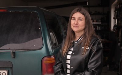 На Волині поляк безплатно ремонтує авто на фронт На Волині поляк безплатно ремонтує авто на фронт