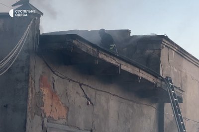 «Там були речі, дитячий одяг, генератори»: в Одесі через атаку РФ згорів склад благодійної організації «Там були речі, дитячий одяг, генератори»: в Одесі через атаку РФ згорів склад благодійної організації