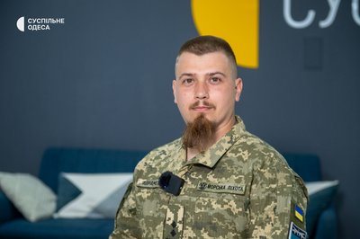 Пройшов Іловайськ, пережив полон і воює далі: історія морського піхотинця Максима Авраменка Пройшов Іловайськ, пережив полон і воює далі: історія морського піхотинця Максима Авраменка