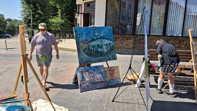 Історія Соледара в анімації, мистецький проєкт «Дифузії» з Донеччини розширився до Вінниці, Одеси та Львівщини: добірка Історія Соледара в анімації, мистецький проєкт «Дифузії» з Донеччини розширився до Вінниці, Одеси та Львівщини: добірка