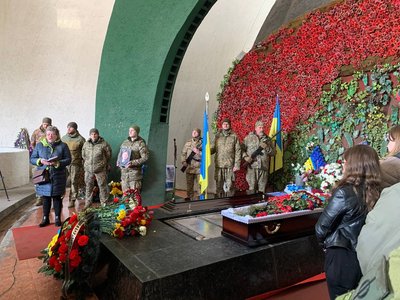 У Києві прощалися з оператором Суспільного, який загинув на фронті У Києві прощалися з оператором Суспільного, який загинув на фронті