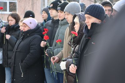 У Полтаві відкрили меморіальну дошку Герою України Семену Крамському