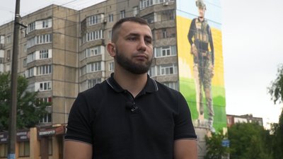 Найбільший мурал, присвячений військовому створюють у Ніжині Найбільший мурал, присвячений військовому створюють у Ніжині