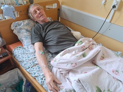 Рятував жінку і сам ледь не загинув. Розповіді поранених під час обстрілу Добропілля 7 березня Рятував жінку і сам ледь не загинув. Розповіді поранених під час обстрілу Добропілля 7 березня