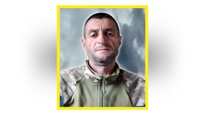 Прощання з військовими на Чернігівщині 24 грудня 2025 року: поховали п'ятьох захисників Прощання з військовими на Чернігівщині 24 грудня 2025 року: поховали п'ятьох захисників