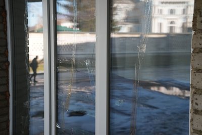 "Погоріло все": у Сумах після атаки безпілотника згорів будинок та пошкоджено ще десять осель "Погоріло все": у Сумах після атаки безпілотника згорів будинок та пошкоджено ще десять осель