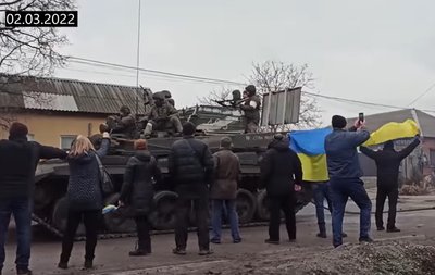 Директорка Луганського музею збирає нову колекцію у Львові Директорка Луганського музею збирає нову колекцію у Львові