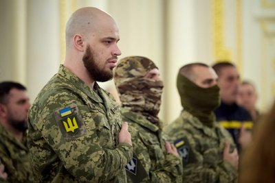 Воїн з Полтавщини першим в історії ЗСУ отримав Срібну гілку Воїн з Полтавщини першим в історії ЗСУ отримав Срібну гілку