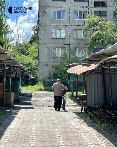 Скільки людей та яка ситуація в Білозерському: фотодобірка із прифронтового міста Скільки людей та яка ситуація в Білозерському: фотодобірка із прифронтового міста
