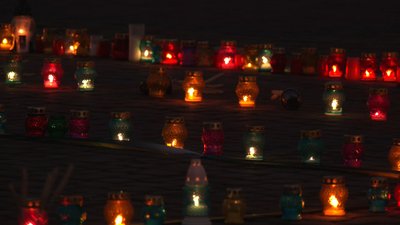 У Тернополі до Дня пам’яті жертв Голодоморів запалили свічки У Тернополі до Дня пам’яті жертв Голодоморів запалили свічки