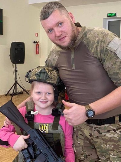 "Він віддав життя за нашу країну": історія загиблого героя Віталія Боднарчук "Він віддав життя за нашу країну": історія загиблого героя Віталія Боднарчук