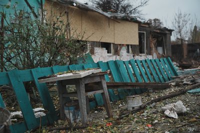 Жителька Харкова, яка дістала гострого шоку через влучання РФ, доглядає чоловіка після інфаркту: "Він дуже переживав" Жителька Харкова, яка дістала гострого шоку через влучання РФ, доглядає чоловіка після інфаркту: "Він дуже переживав"
