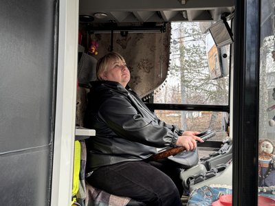 “З дитинства мріяла стати водійкою тролейбуса”. У Сумах навчають жінок водити тролейбус “З дитинства мріяла стати водійкою тролейбуса”. У Сумах навчають жінок водити тролейбус
