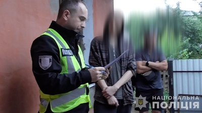 На Вінниччині затримали групу, яка поширювала порнографію, у тому числі дитячу На Вінниччині затримали групу, яка поширювала порнографію, у тому числі дитячу