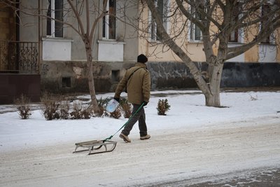 Херсон, погода, зима, вулиця, місто, санчата Херсон, погода, зима, вулиця, місто, санчата
