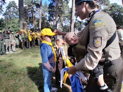 У Житомирі відкрили новий пластовий рік: зібралися близько 200 пластунів та їхніх рідних У Житомирі відкрили новий пластовий рік: зібралися близько 200 пластунів та їхніх рідних