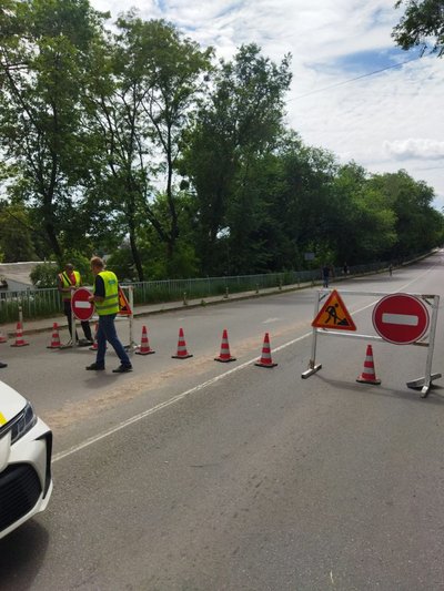 Аварійний стан: міст на виїзді з Коростишева у напрямку Києва перекрито Аварійний стан: міст на виїзді з Коростишева у напрямку Києва перекрито