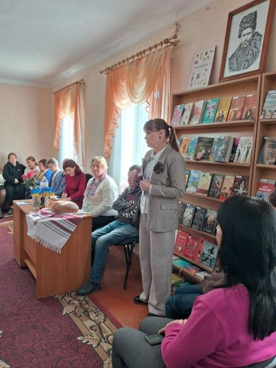 "Колобок. Нові рецепти": на Рівненщині письменники започаткували літературний конкурс "Колобок. Нові рецепти": на Рівненщині письменники започаткували літературний конкурс