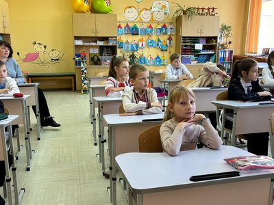 Учні ліцею у Звягелі вчаться надавати першу допомогу при інсульті