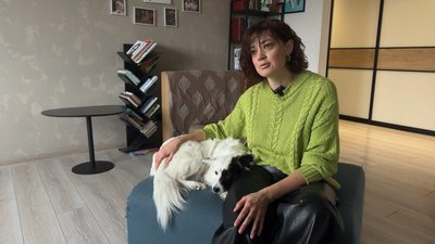 "Тварин, які потребують родини, стає все більше": як хмельницька родина взяла евакуйовану собаку з Херсонщини "Тварин, які потребують родини, стає все більше": як хмельницька родина взяла евакуйовану собаку з Херсонщини
