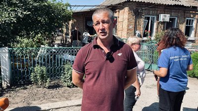 «Усі загинули, будинку немає» — жителька селища на Криворіжжі, яке атакувала армія РФ «Усі загинули, будинку немає» — жителька селища на Криворіжжі, яке атакувала армія РФ