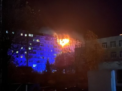Армія РФ атакували Суми ударними БПЛА. Є поранені цивільні Армія РФ атакували Суми ударними БПЛА. Є поранені цивільні