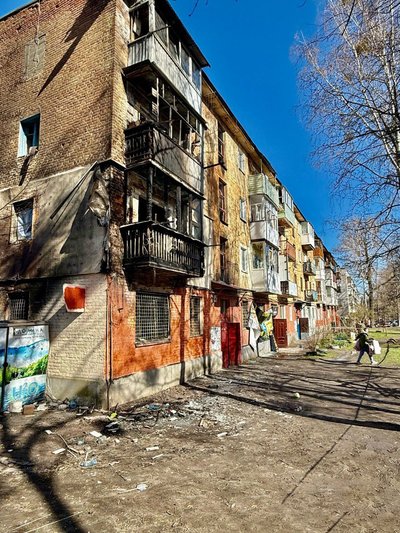 Екологи фіксують наслідки удару дрону по будинку на Житомирщині Екологи фіксують наслідки удару дрону по будинку на Житомирщині