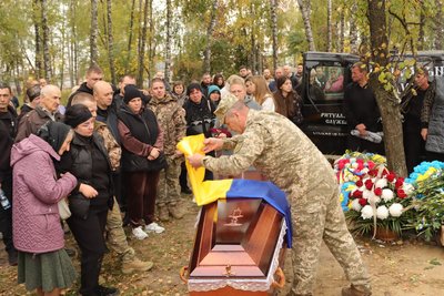 В Охтирці попрощались з десантником Яном Кривецьким В Охтирці попрощались з десантником Яном Кривецьким