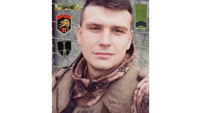 На Чернігівщині поховали бійців Вадима Федая, Олексія Горбаньова та Дениса Белика На Чернігівщині поховали бійців Вадима Федая, Олексія Горбаньова та Дениса Белика