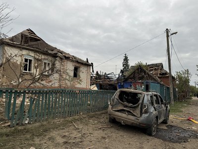 Троє загиблих: армія РФ вдарила балістичною ракетою по Великій Чернеччині Троє загиблих: армія РФ вдарила балістичною ракетою по Великій Чернеччині