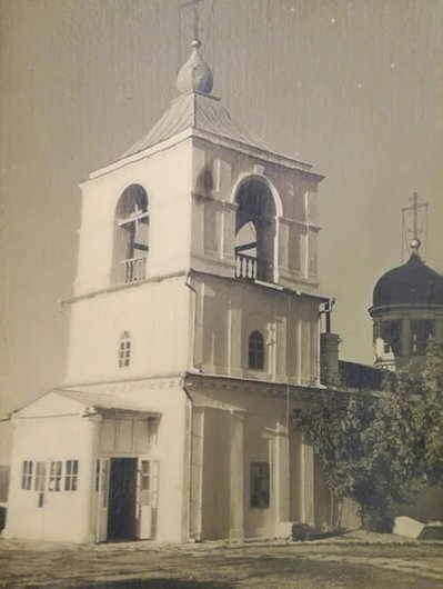 Склепи у скелі та єврейський цвинтар: невідома історія Білгород-Дністровського Склепи у скелі та єврейський цвинтар: невідома історія Білгород-Дністровського