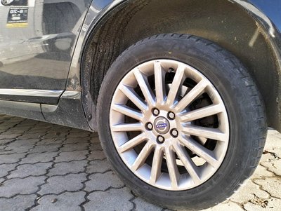 Скільки коштує в Луцьку заміна літньої гуми на зимову та чи є черги на шиномонтажах Скільки коштує в Луцьку заміна літньої гуми на зимову та чи є черги на шиномонтажах