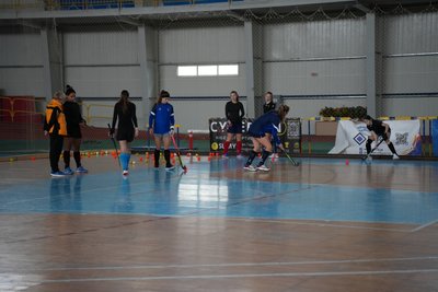 Збірна України з індорхокею, основу якої складають сумські гравчині, стартує на чемпіонаті Європи