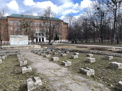 У парку Полтави випадково виявили фундамент знищеної більшовиками Свято-Покровської церкви У парку Полтави випадково виявили фундамент знищеної більшовиками Свято-Покровської церкви
