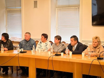 Мати полоненого захисників Зміїного розповіла, чому не вдається повернути сина Мати полоненого захисників Зміїного розповіла, чому не вдається повернути сина