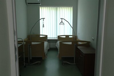 Одна із палат онкогематологічного відділення Чернівецької обласної лікарні Одна із палат онкогематологічного відділення Чернівецької обласної лікарні