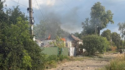 РФ завдала повторного удару по центру Балаклії вранці 12 серпня РФ завдала повторного удару по центру Балаклії вранці 12 серпня