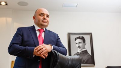 Крипта та статки співмешканок: що задекларували нардепи-мажоритарники з Луганщини Крипта та статки співмешканок: що задекларували нардепи-мажоритарники з Луганщини