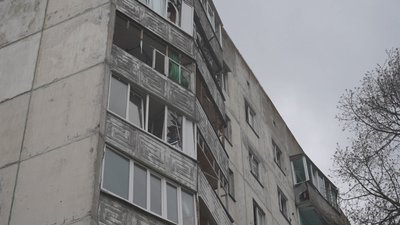 "Ми вибігаємо до коридору — одразу вибух!": розповідь очевидців про дронову атаку РФ на Чернігів "Ми вибігаємо до коридору — одразу вибух!": розповідь очевидців про дронову атаку РФ на Чернігів