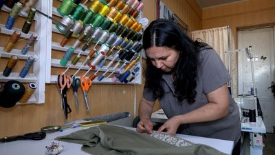 Після війни повернувся до родинної справи: ветеран із Вінниччини розвиває студію машинної вишивки Після війни повернувся до родинної справи: ветеран із Вінниччини розвиває студію машинної вишивки
