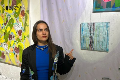 "(Не) час для мрій": в Одесі провели виставку про дитячі мрії під час війни