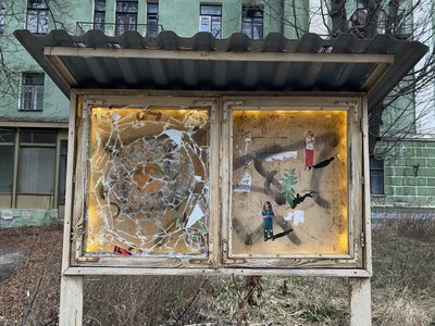 "Нас не було ніколи, отже ми залишимось при ній" — про виставковий проєкт It’s Love, Darling "Нас не було ніколи, отже ми залишимось при ній" — про виставковий проєкт It’s Love, Darling