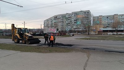 У Полтаві почали робити ремонти доріг методом холодного асфальтування: що це означає