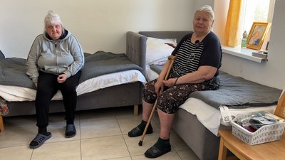 "Не встигнеш сказати — вона вже зробила": як у шелтері на Рівненщині допомагають маломобільним переселенкам "Не встигнеш сказати — вона вже зробила": як у шелтері на Рівненщині допомагають маломобільним переселенкам