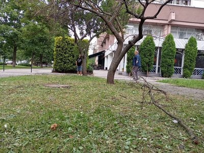 Армія РФ вдарила дроном по центральній вулиці Сум Армія РФ вдарила дроном по центральній вулиці Сум