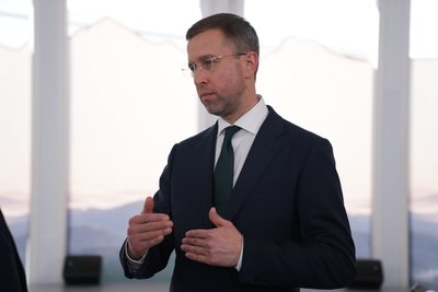 Сергій Корецький, прем'єр-міністр України, Карпатська вісімка, Буковель, Івано-Франківщина Сергій Корецький, прем'єр-міністр України, Карпатська вісімка, Буковель, Івано-Франківщина