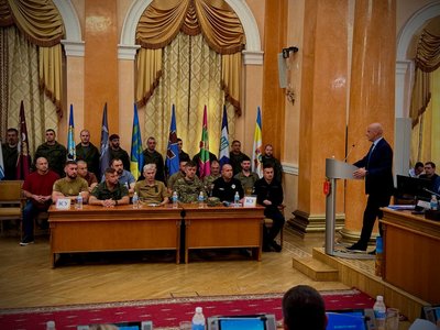В Одесі додатково виділили 300 млн грн на ЗСУ В Одесі додатково виділили 300 млн грн на ЗСУ