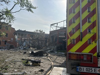 Сім годин гасили пожежу: перші свідчення рятувальника про обстріл 6 червня у Кременчуцькому районі Сім годин гасили пожежу: перші свідчення рятувальника про обстріл 6 червня у Кременчуцькому районі